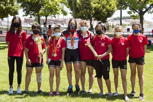 Oro, plata (2) y bronce en el Campeonato de España en pista para infantil-juvenil y Copa de España alevín